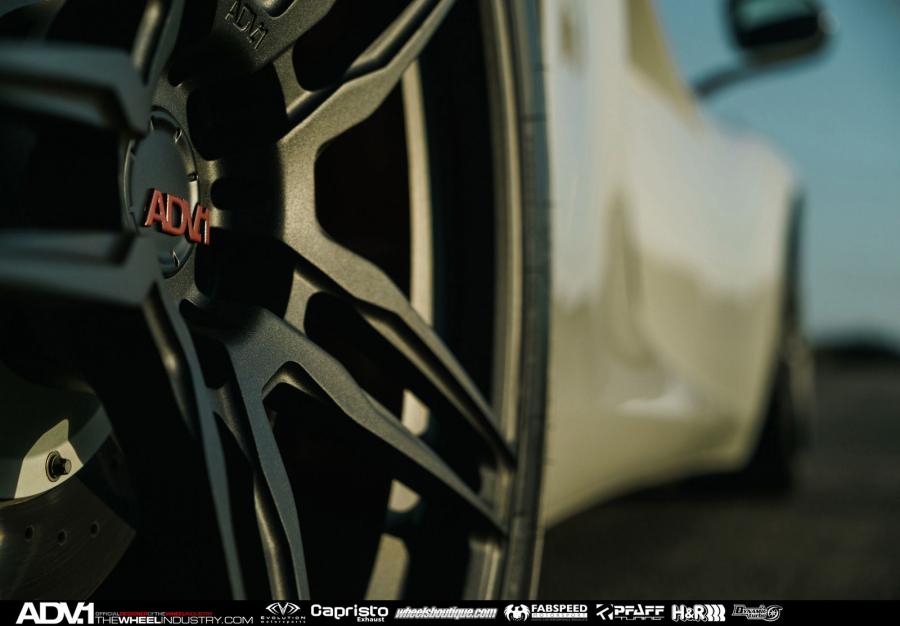  McLaren MP4-12C on ADV.1 Wheels (ADV05MV1CS) 2015 года  (фото 12 из 15)